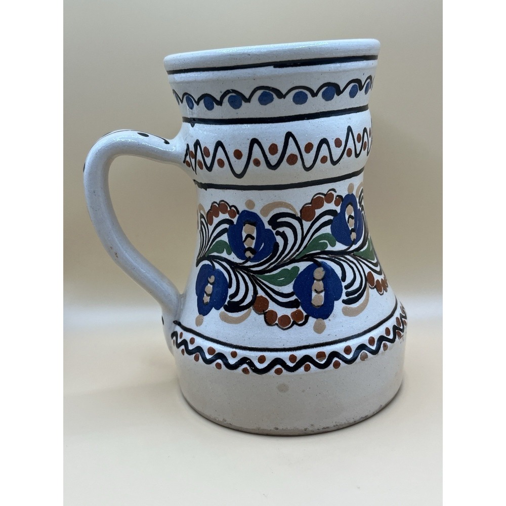 Veres Lajos Mezotur‎ Hungarian Handcrafted/Handpainted Vase w/ Handle - 5.75"